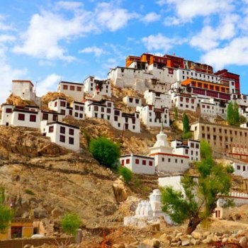 Leh ladakh tour packages for families and friends from best ladakh travel agent