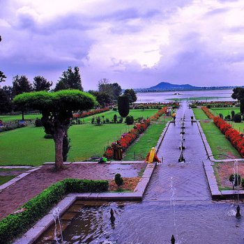 Book Srinagar Kashmir Tour Packages From Best Travel Agent in Srinagar